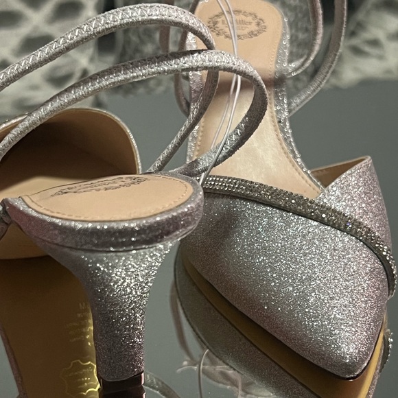 I. Miller Bernise silver with rhinestones NWT about 3” high - Picture 3 of 6